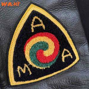 Veste universitaire en laine et cuir pour hommes, design OEM, avec col montant, logo personnalisé, broderie en chenille, vêtements de rue pour l'hiver - Product Image 2