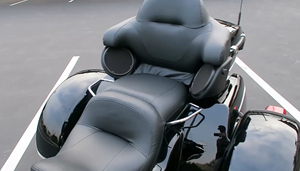 รถสามล้อไทรไกด์ อัลตร้า พรีเมียม รุ่นปี 2021 ใหม่ล่าสุด พร้อมระบบ ABS อุตสาหกรรม ออกแบบมาเพื่อการขับขี่ระยะไกล รุ่นดั้งเดิม - Product Image 4