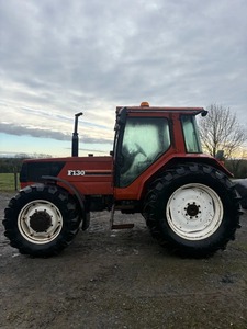 Tractor Fiat F130 Listo para Trabajar, Motor de 85HP, Caja de Cambios y Bomba - Product Image 2