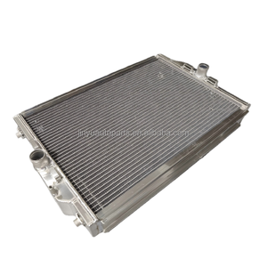 Radiateur en aluminium de haute qualité adapté aux McLaren MP4-12C 625 540c 570S 720S - Product Image 3