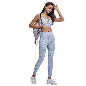 Conjuntos Deportivos de Yoga Personalizados en Tallas Grandes, de la Mejor Calidad, 100% Algodón, Antibacterianos, de Secado Rápido, con Patrón de Parches Duraderos - Product Image 1