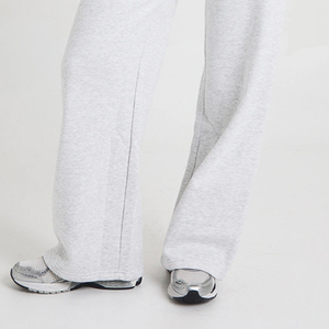 Conjunto Deportivo 2026 de Felpa Suave y Cálida, Sudadera y Pantalones Deportivos Cómodos / Conjunto Casual de Dos Piezas para Mujer, Precio de Fábrica 2026 - Product Image 4