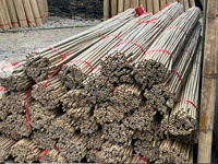 Grossiste au Vietnam Bâtiments de jardin bon marché Bâton de bambou Poteaux de bambou de grande taille Clôture de piquetage Portes de treillis Clôture de bambou de jardin