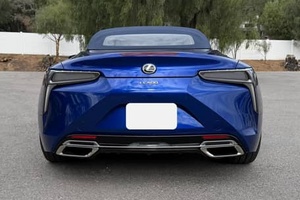 Lexus LC 500 Convertible Automático de 10 Velocidades, Superventas 2024 - Product Image 3