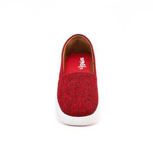 Maroon Basketball Style Sneaker Slip-On (zapatillas de deporte estilo baloncesto), en color marrón - Product Image 1