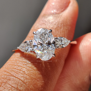 Bague en diamant de laboratoire minimaliste et élégante avec bracelet simple et style moderne pour un usage quotidien et des cadeaux de l'Inde - Product Image 1