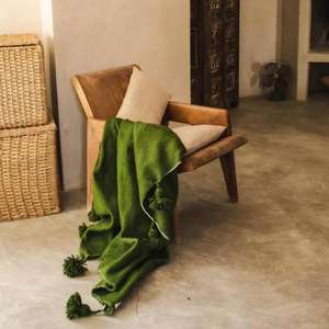 Couverture marocaine faite à la main, authentique artisanat berbère, couverture douce tissée à motifs tribaux, décoration d'intérieur, cadeau - Product Image 1