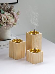 Brûleur d'encens en forme de cône en pierre blanche avec coupelle en laiton, encensoir rond moderne sur un support en métal doré, porte-encens d'aromathérapie de bureau - Product Image 5