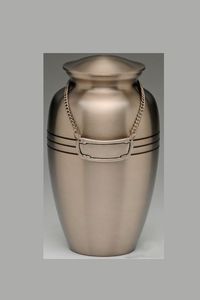 S E Latón Urnas para adultos Clásico Elegante Diseñador hecho a mano Venta al por mayor Urna de cremación Calidad superior Venta al por mayor Suministros funerarios de metal Urnas - Product Image 5