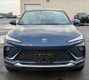 Último azul 2024 B u i c K Env ISTA Avenir FWD con ruedas de aleación Asientos de cuero Sistema de navegación Arranque remoto Android Auto - Product Image 1