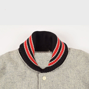 Chaqueta Universitaria Ajustada en Esta Oferta, que Ofrece un Estilo Urbano Genial con un Diseño Atrevido, Nueva Chaqueta Universitaria de Invierno Hecha a Medida - Product Image 4