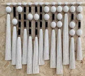 Décoration murale sphérique chic en macramé tissé style marocain, géométrique et faite à la main pour la maison - Product Image 3