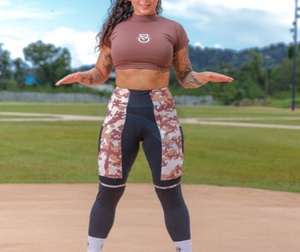 ORCAFITS Conjuntos Deportivos al por Mayor: Sujetador Deportivo Acanalado Personalizado y Leggings de Cintura Alta con Efecto Levanta Glúteos, Elásticos - Product Image 3