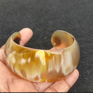 Brazaletes de cuerno hechos a mano, brazalete de cuerno de búfalo natural, negro y marrón, artesanías de lujo - Product Image 3