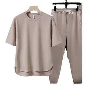 Camiseta informal de manga corta para hombre, pantalones, traje de secado rápido, deportes de verano, dos piezas, ropa deportiva holgada personalizada, conjunto de dos piezas de Color sólido - Product Image 1