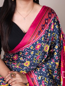 Sari en soie Gaji en gros avec blouse Inde Tissus en soie douce Adultes Vêtements de fête Mariage Vêtements indiens pakistanais unisexes - Product Image 2