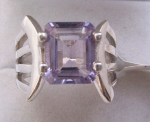 แหวนเงินแท้ 925 ชุบโรเดียม ลายเรขาคณิตสำหรับผู้ชาย ประดับพลอยทรงแปดเหลี่ยมเจียระไน 3.4 กะรัต - Product Image 1