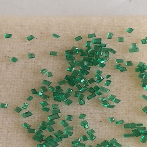 พลอยสีเขียวมรกตสี่เหลี่ยมเกรด AAA รับรองโดย IGI - Product Image 3