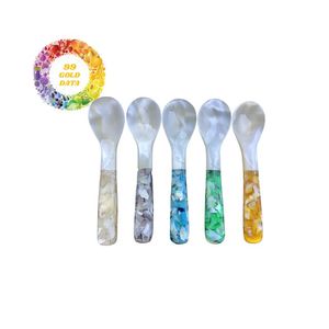 Cuillères en nacre par 99 Gold Data Ustensiles de cuisine de luxe en coquillage faits à la main du Vietnam, cadeau éthique parfait pour les êtres chers - Product Image 1