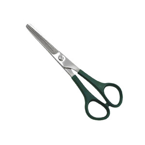 2025 Tijeras de pelo de hoja de acero inoxidable hechas a medida Punta afilada Mango de plástico OEM Tijeras de peluquero Nuevo salón Precios al por mayor - Product Image 1