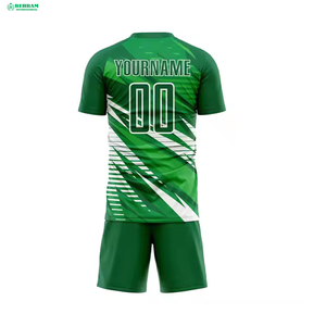 Ropa Deportiva 100% Poliéster Transpirable Ecológica de Secado Rápido con Diseño Sublimado Personalizado, Cuello en V, Corte Atlético, Manga Corta, para Fútbol - Product Image 4