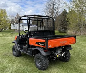 Vehículo Utilitario Kubota RTV-X 2025, 4x4, Automático, 4 Tiempos, Gasolina/Diésel, Certificado EEC, con Capacidad de Carga de 200-300 kg - Product Image 3