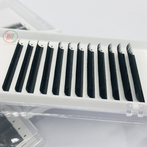 Vietnam vente en gros de cils individuels de qualité supérieure, fournitures d'extension pour un éventail facile de cils de volume russes naturels et doux - Product Image 4