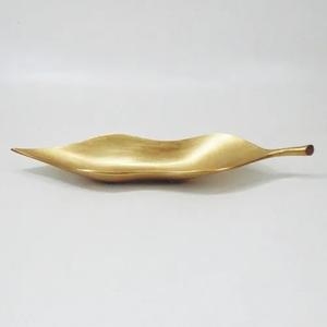 Hammered Design <b>Round</b> <b>Tray</b> Customized Size Good Quality Metal Serving <b>Tray</b> With Gold Plated for Kitchen & Restaurant Supplies - Product Image 3