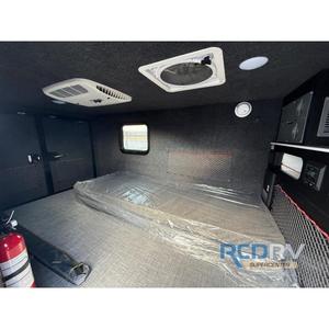 Remolque de Campamento Todoterreno InTech RV Flyer Pursue 2026 con Construcción de Aluminio, Capacidad para 4 Personas - Product Image 3