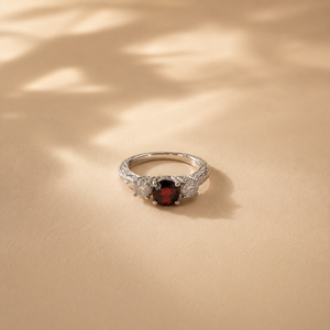 Bague Victoria Garnet à trois pierres en platine, taille Asscher Radiant Émeraude avec accents en forme de poire, bijoux fins faits à la main - Product Image 3