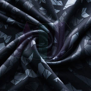 Rashguard à manches longues avec tissu flexible, technologie de séchage rapide et design respirant pour la natation et l'entraînement en plein air - Product Image 5