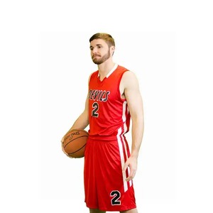 Uniforme de basket-ball unisexe personnalisé en sublimation, antibactérien, respirant, grande taille, séchage rapide, 100% polyester - Product Image 3