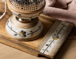 Quemador de incienso árabe MOP de madera, el más vendido, con cúpula grabada y base de acrílico, regalo para Ramadán y Eid para Oriente Medio y el Golfo. - Product Image 5