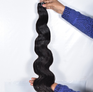 Cabello crudo vietnamita de fábrica 100%, cabello Natural Original, cutícula alineada, cabello humano tejido de ondas profundas para mujeres negras, Color Natural - Product Image 1