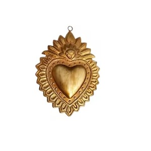 Milagros Colgantes de Metal con Acabado Dorado y Diseño de Alas del Sagrado Corazón para Decoración de Pared, Regalo y Decoración Católica - Product Image 3