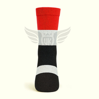 Chaussettes de sport décontractées en coton respirant à rayures rouges, blanches et noires personnalisées pour hommes, fabriquées en Égypte, pour un usage quotidien