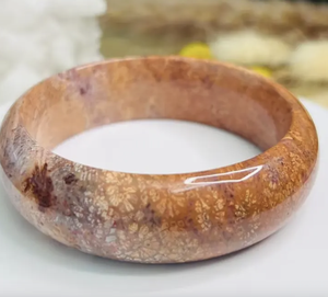 Bracelets en résine de luxe pour filles, usage décontracté, bracelets en résine disponibles - Product Image 1