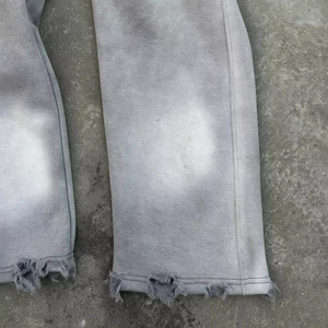 Pantalon de survêtement gris pour homme à taille élastique avec imprimé numéro 48, ourlet déchiré, style décontracté pour l'automne - Product Image 3