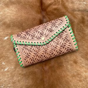 Bolso de mano de cuero de nueva llegada, elegante, tallado a mano, cuero, multiusos, funda de teléfono de cuero occidental, BILLETERA, multiusos para mujer - Product Image 3