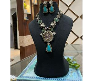 Stunning Best Quality Gold Plated Kundan Stones <b>Necklace</b> Set With Earrings for Wedding Party Wear Collection For Women - Product Image 3