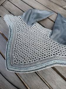 Bonnets d'oreilles tricotés anti-moustique pour courses de chevaux d'été de haute qualité, couleur grise, acceptant le logo personnalisé. - Product Image 6