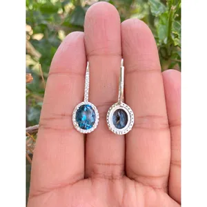 Boucles d'oreilles pendantes en argent 925 avec topaze bleue de Londres, motif goutte d'eau, cadeau religieux, ornées d'émeraudes, de perles, de diamants et de turquoises - Product Image 2