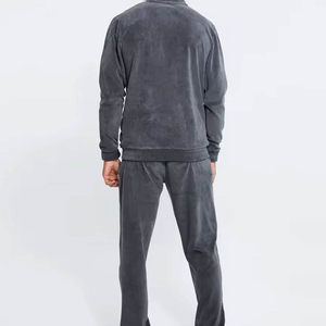 Ensemble de jogging en velours pour homme de qualité supérieure avec tissu en velours chaud, design personnalisable, tailles plus grandes, survêtement en velours - Product Image 2