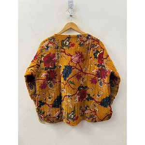 Chaqueta Acolchada de Algodón con Estampado Artesanal de Flores de Mostaza Otoñales, Imprescindible para Comodidad y Estilo - Product Image 2