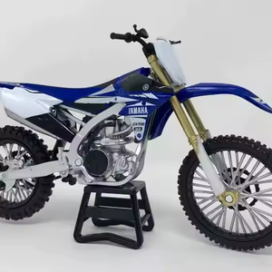 Motocicleta Todoterreno Yamaha YZ450F 2024 de Fibra de Carbono de Calidad, Serie Challengers - Product Image 3