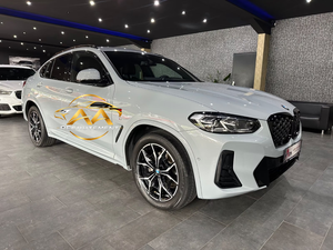 BMW X3 20d M Sport SUV 2025 Noir Automatique Essence Turbo Phares LED Toit Panoramique Sièges en Cuir Pneus R18 - Product Image 4