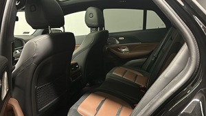 Mercedes-Benz GLE 53 AMG 2023 d'occasion, 5 places, intérieur cuir, phares LED, pneus R18, climatisation automatique, conduite à gauche, moteur diesel - Product Image 5