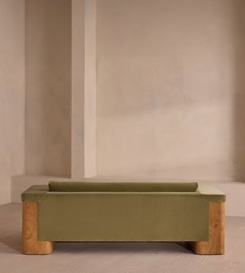 Divano di Lusso Modernista a Tre Posti in Velluto con Struttura in Quercia Personalizzabile per Villa e Soggiorno - Product Image 3