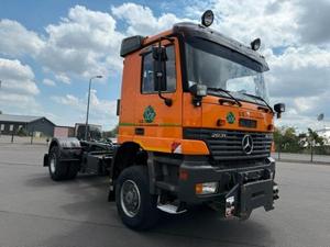 Camión Tractor Mercedes-Benz Actros 2031 8X2 Diésel Euro 5 Transmisión Manual Capacidad de Carga 31-40T Dirección Izquierda Nuevo - Product Image 3
