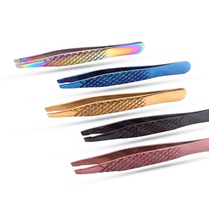 Pinces à épiler personnalisées en acier inoxydable antistatiques couleur or, pointe inclinée, légères, emballage personnalisé - Product Image 4